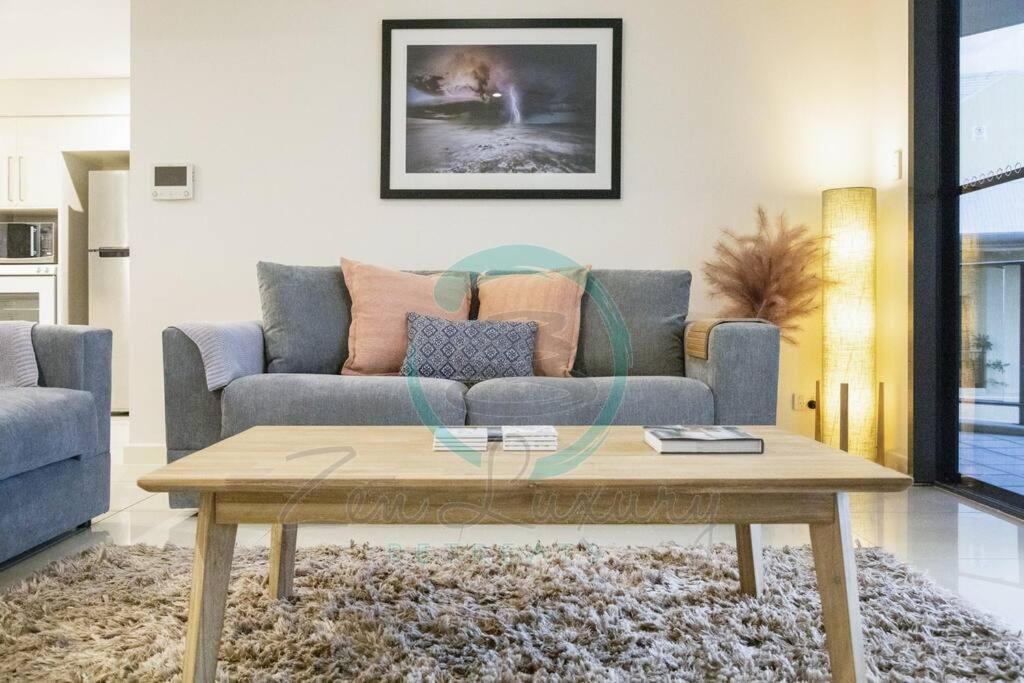Zen Ocean Charm 3Br Luxury W/Front Apt Pool + Bbq Darwin Extérieur photo